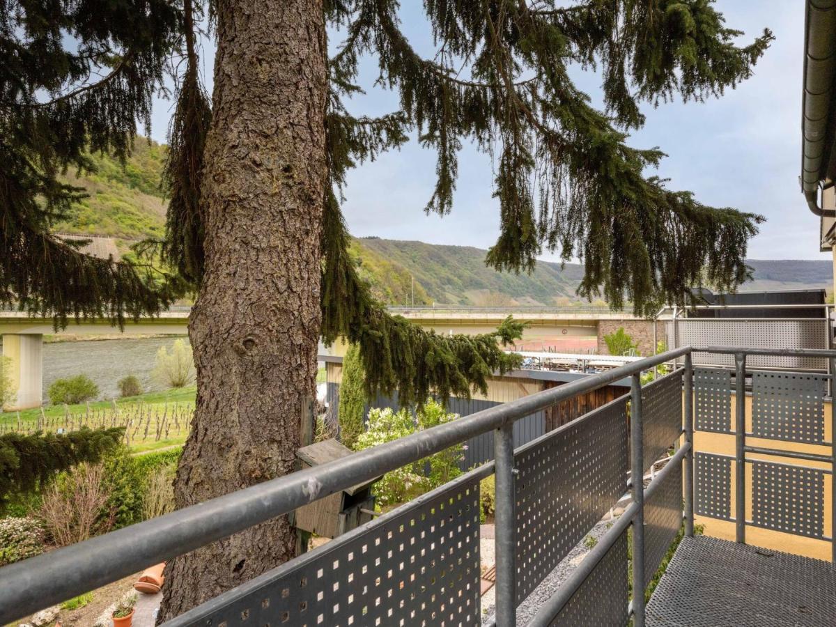 Restful Apartment In Neumagen Near River Moselle Exteriör bild