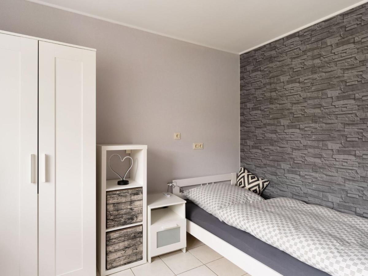 Restful Apartment In Neumagen Near River Moselle Exteriör bild