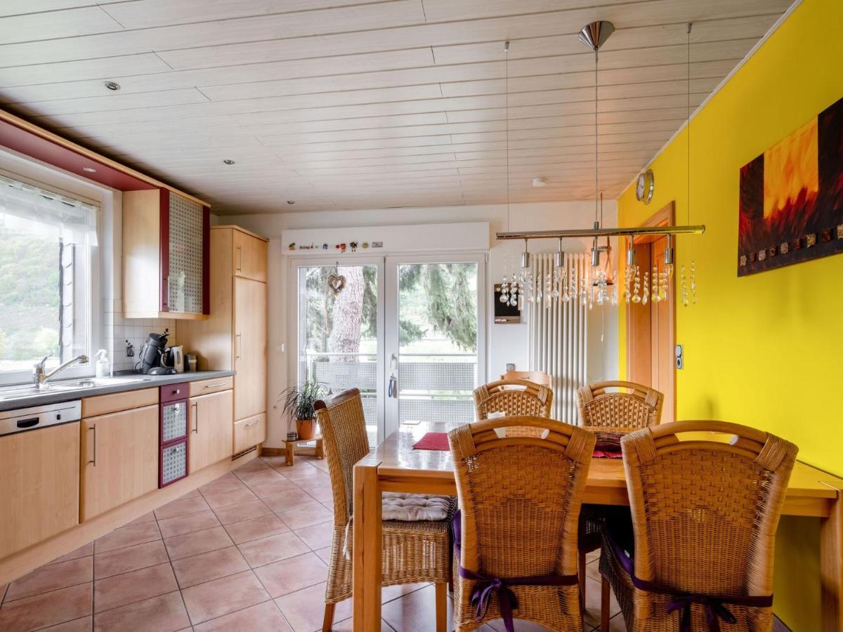 Restful Apartment In Neumagen Near River Moselle Exteriör bild