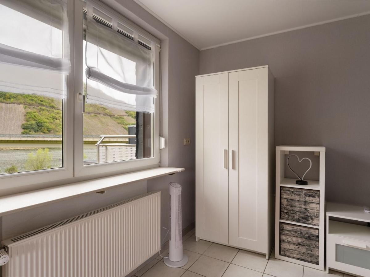 Restful Apartment In Neumagen Near River Moselle Exteriör bild