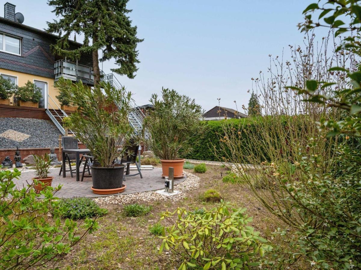 Restful Apartment In Neumagen Near River Moselle Exteriör bild